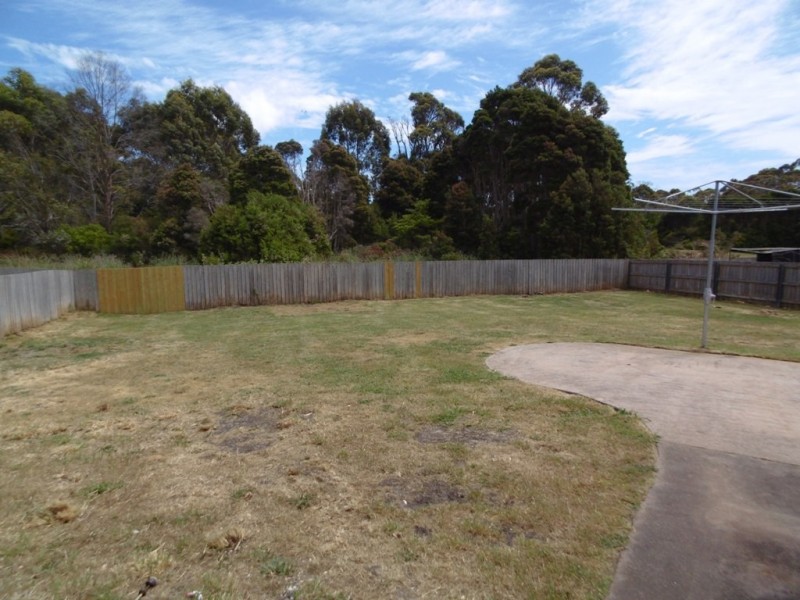 16 Lialeeta Crescent, Smithton TAS 7330