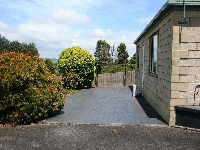 4/13 Sampson Avenue, Smithton TAS 7330