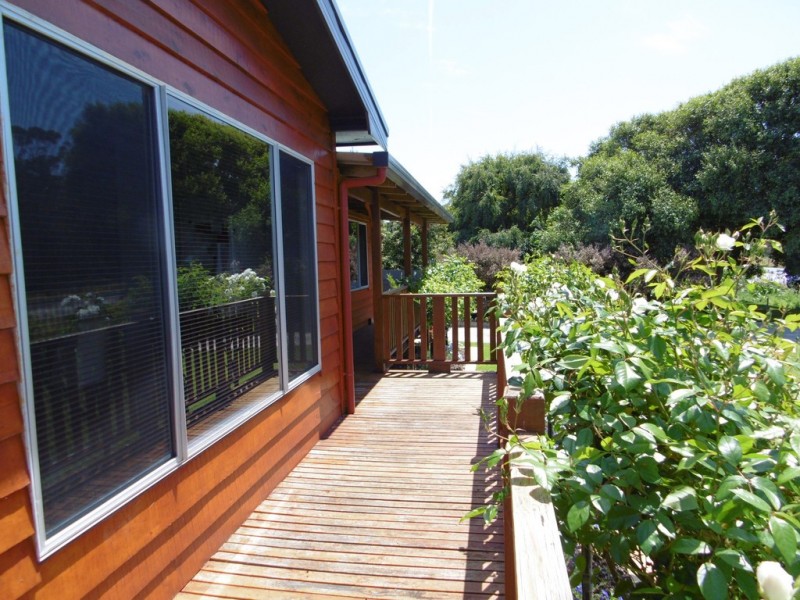 21223 Bass Highway, Wiltshire TAS 7321