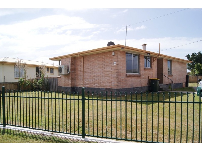 32 Grant Street, Smithton TAS 7330