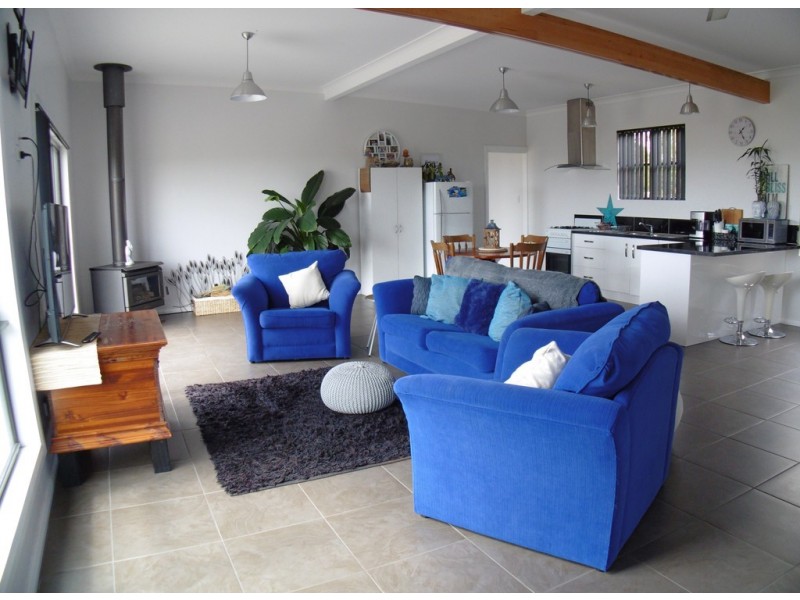 6 Pelican Point Road, Smithton TAS 7330