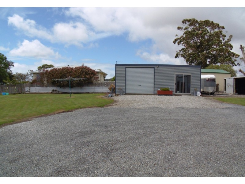 6 Pelican Point Road, Smithton TAS 7330