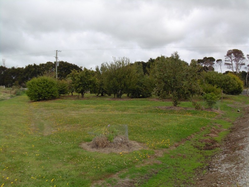 6 Pelican Point Road, Smithton TAS 7330