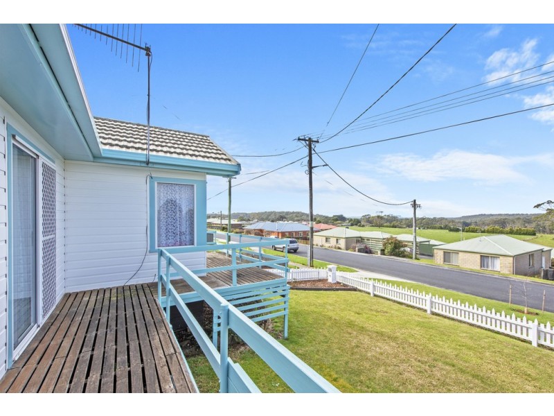 32 Sampson Avenue, Smithton TAS 7330