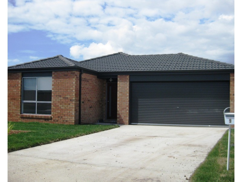 9 Leederry Street, Smithton TAS 7330