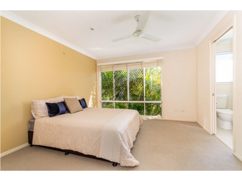2/14 Fifth Avenue, Bongaree QLD 4507