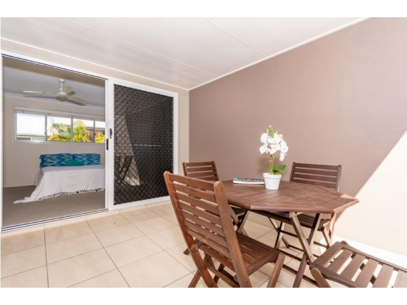 2/14 Fifth Avenue, Bongaree QLD 4507