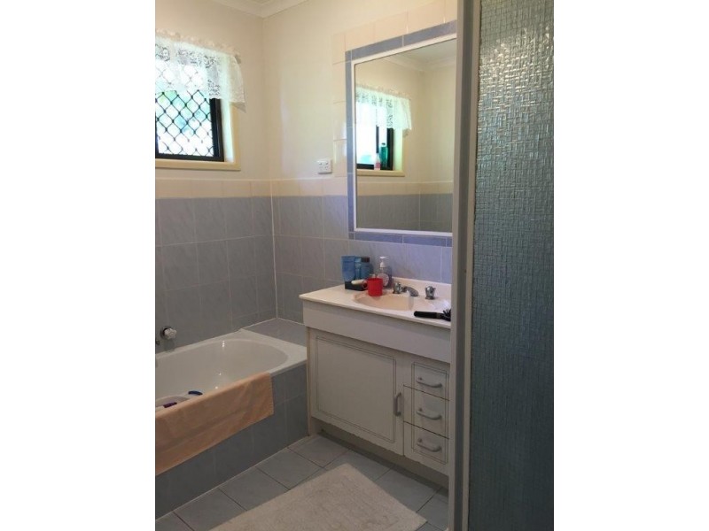 26 Staydar Crescent, Meadowbrook QLD 4131