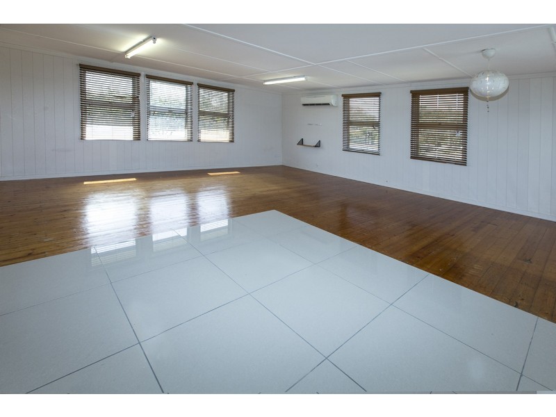 39 Loganlea Road, Waterford West QLD 4133