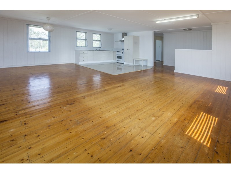 39 Loganlea Road, Waterford West QLD 4133