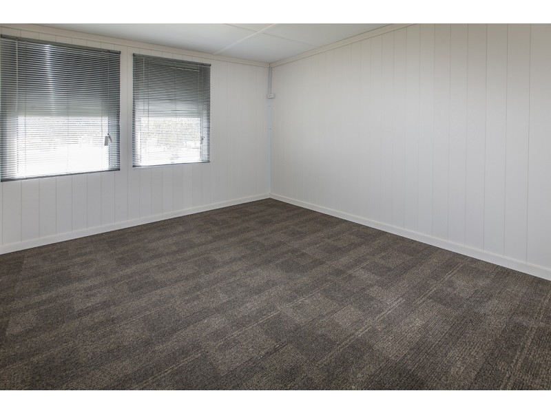 39 Loganlea Road, Waterford West QLD 4133