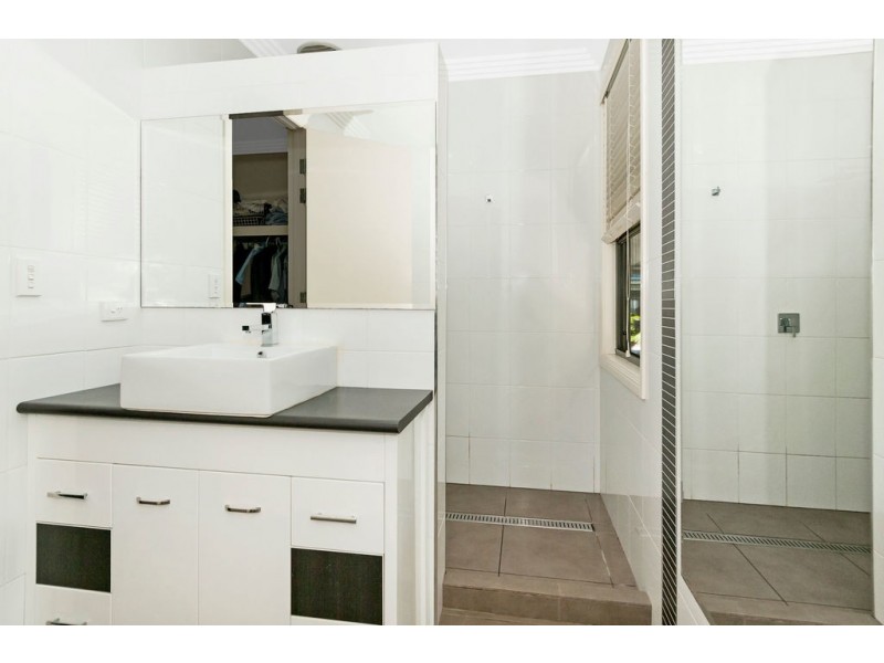 24-32 Sharton Avenue, Buccan QLD 4207