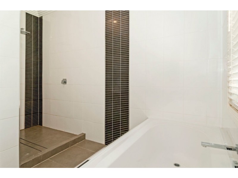 24-32 Sharton Avenue, Buccan QLD 4207