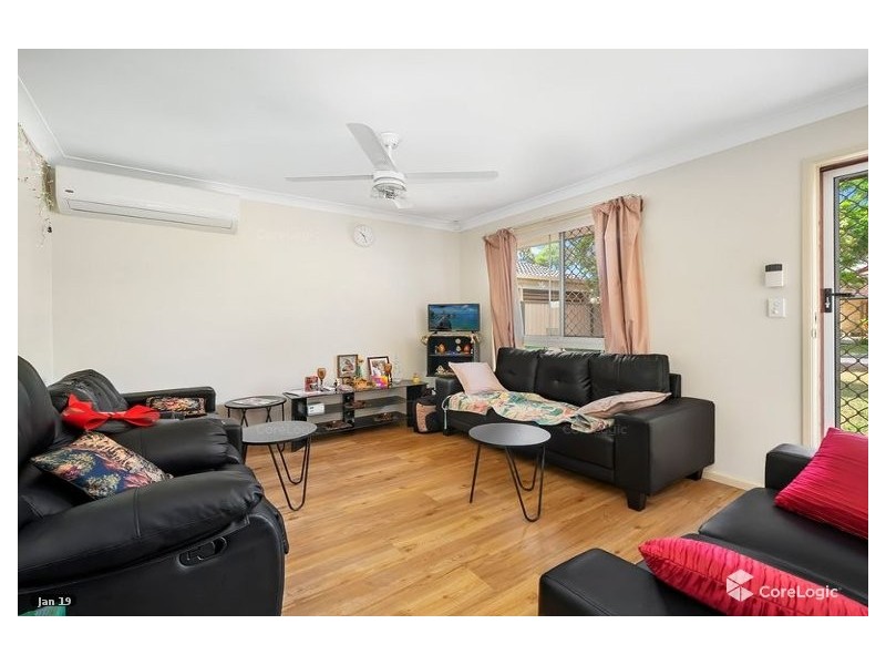 15 BUTTERCUP CLOSE, Meadowbrook QLD 4131