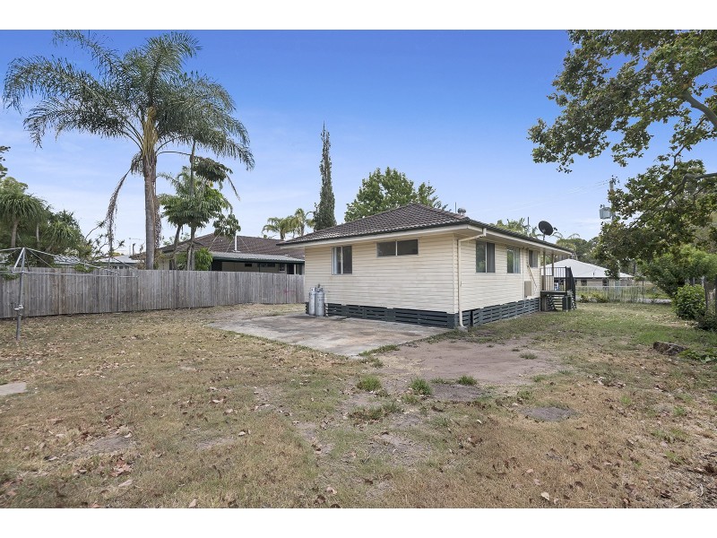 27 RUDDUCK STREET, Logan Central QLD 4114