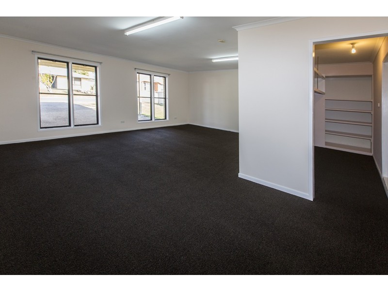 26 Staydar Crescent, Meadowbrook QLD 4131