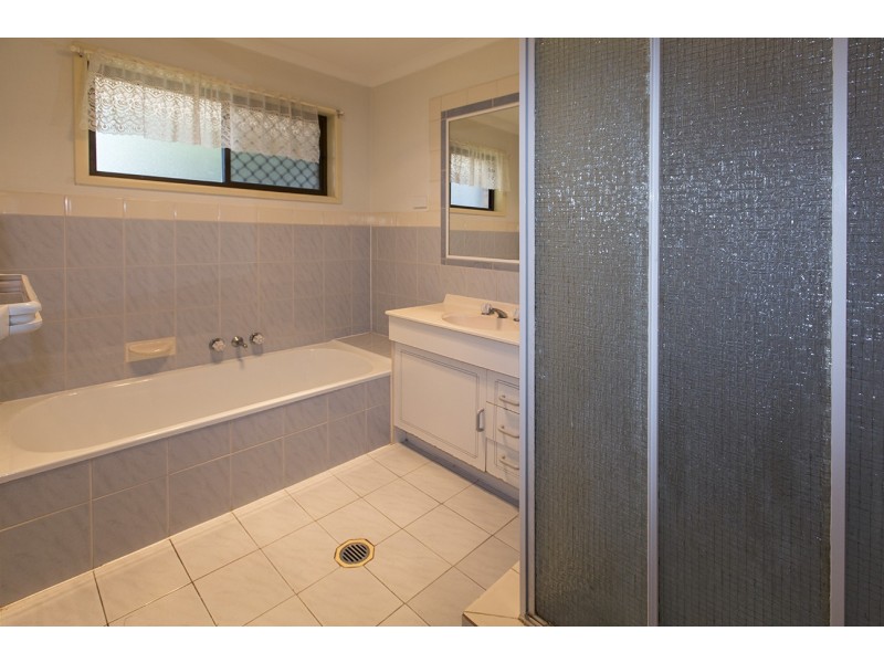 26 Staydar Crescent, Meadowbrook QLD 4131