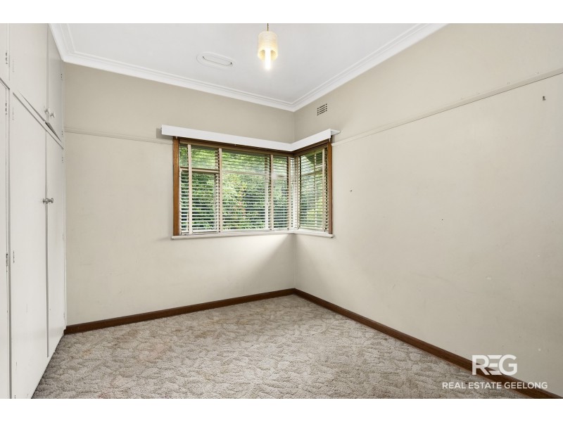 200 ORMOND ROAD, Thomson VIC 3219