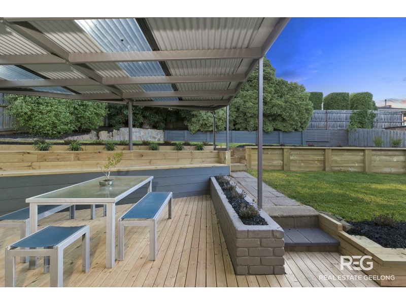 107 North Valley Road, Highton VIC 3216