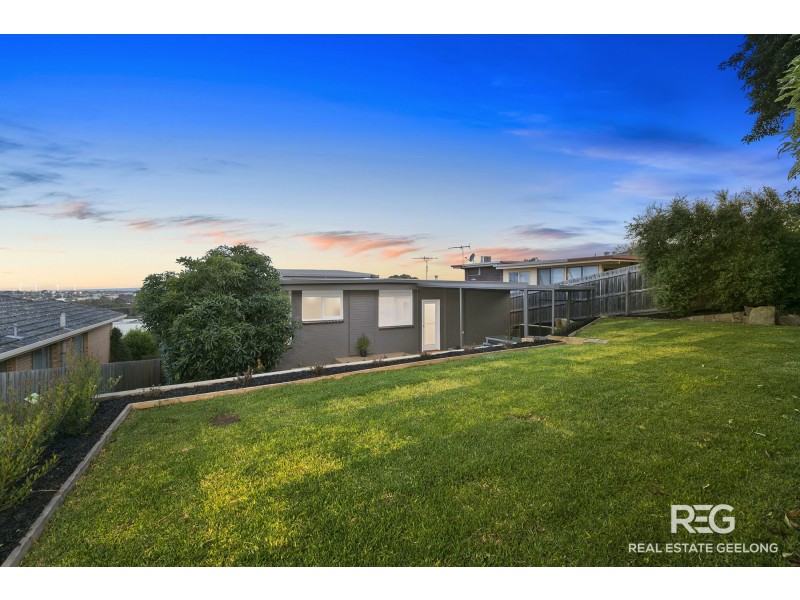 107 North Valley Road, Highton VIC 3216