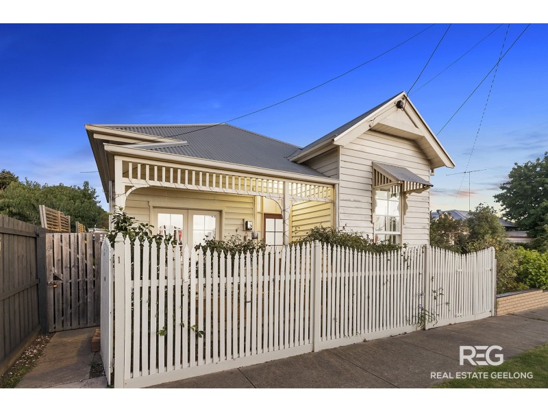 1 TULLY STREET, East Geelong VIC 3219