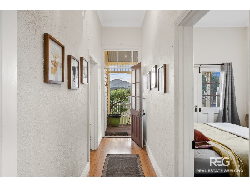 1 TULLY STREET, East Geelong VIC 3219