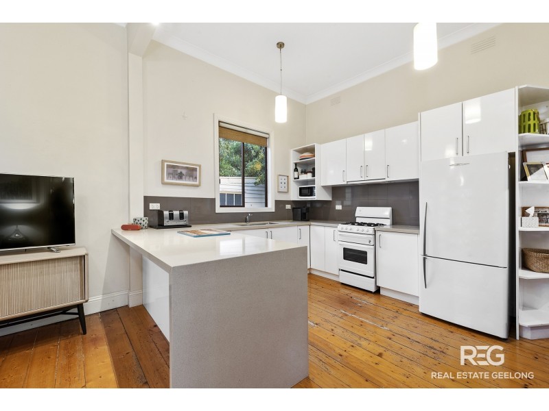1 TULLY STREET, East Geelong VIC 3219