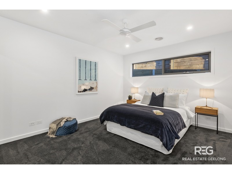 37 STONELEIGH CRESCENT, Highton VIC 3216