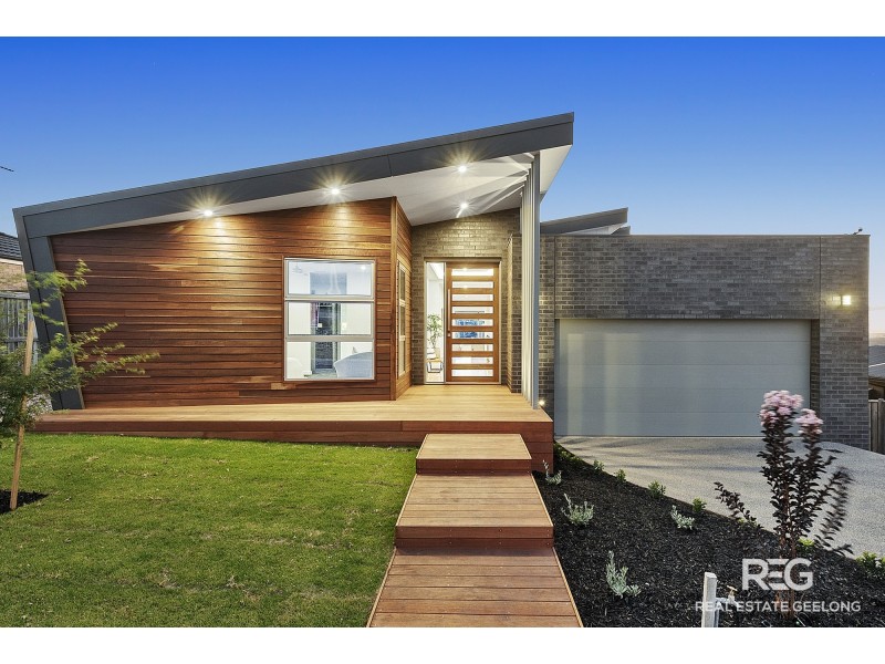 37 STONELEIGH CRESCENT, Highton VIC 3216