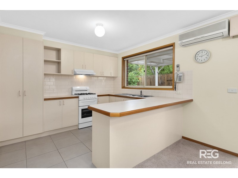2/130 South Valley Road, Highton VIC 3216