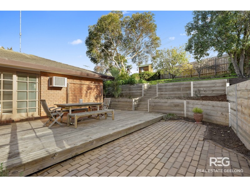 7 HUNTLY CLOSE, Highton VIC 3216