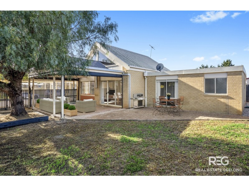 25 Kantara Crescent, Lara VIC 3212
