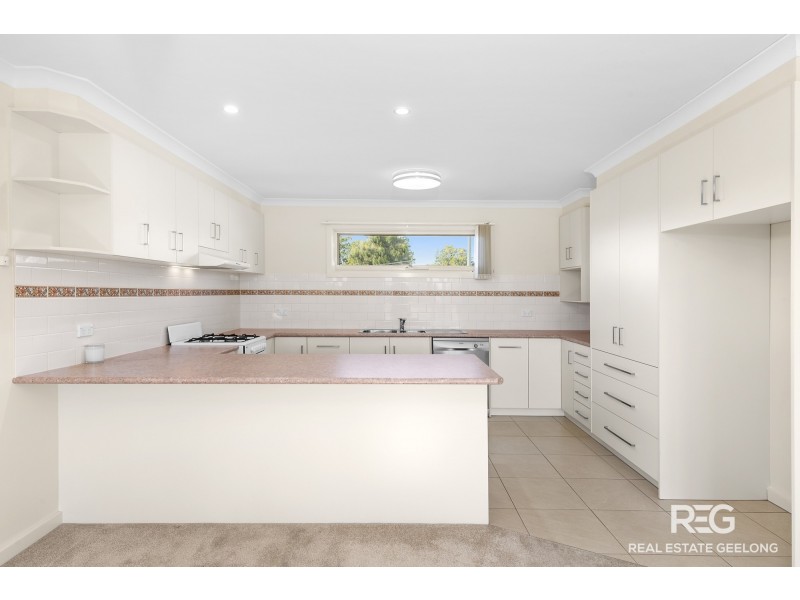 2/160 CHURCH STREET, Grovedale VIC 3216