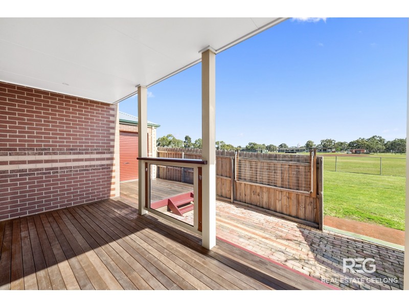 2/160 CHURCH STREET, Grovedale VIC 3216