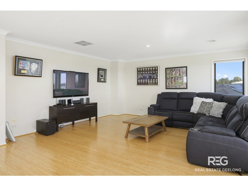 2 HEADLAND DRIVE, Leopold VIC 3224