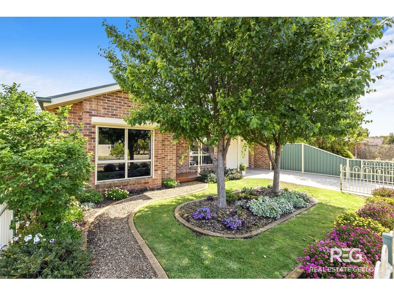 4/26 BUCKINGHAM STREET, Lara VIC 3212