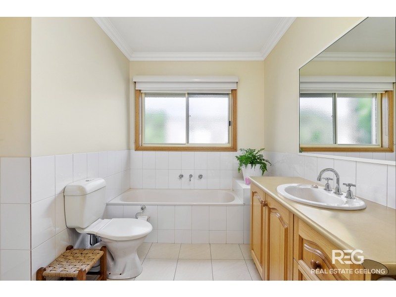 4/26 BUCKINGHAM STREET, Lara VIC 3212