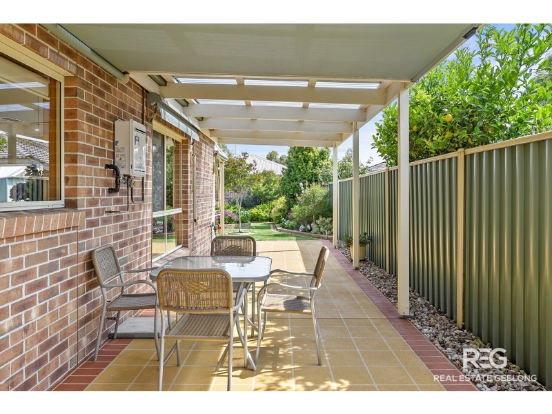 4/26 BUCKINGHAM STREET, Lara VIC 3212