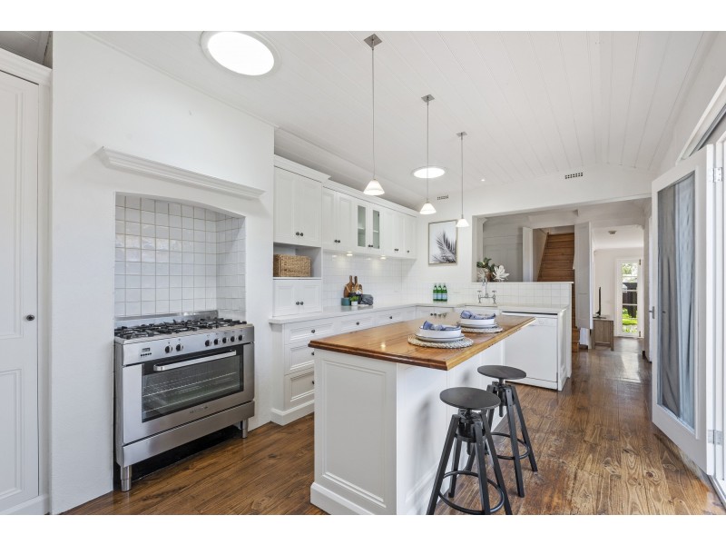 136 SKENE STREET, Newtown VIC 3220