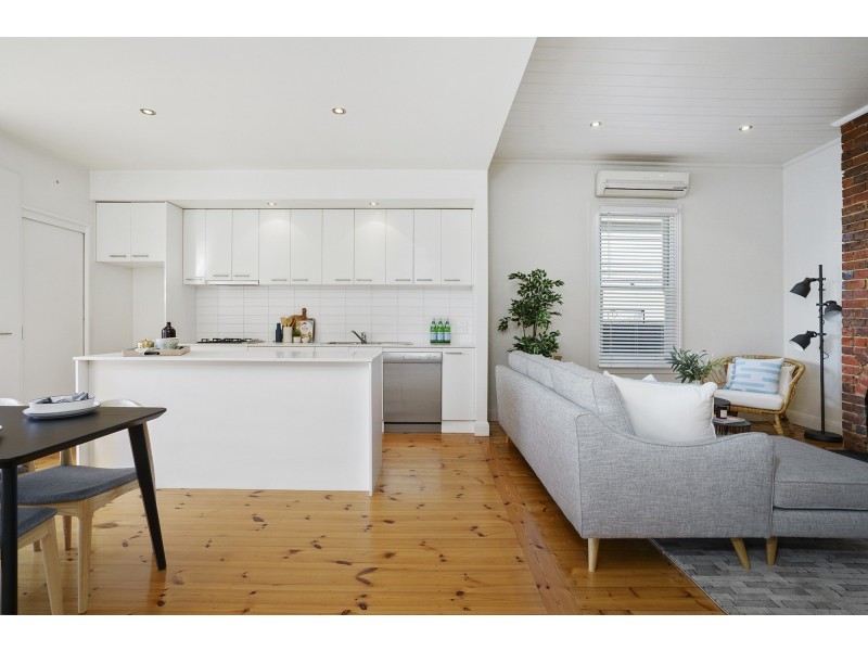 34 MAITLAND STREET, Geelong West VIC 3218