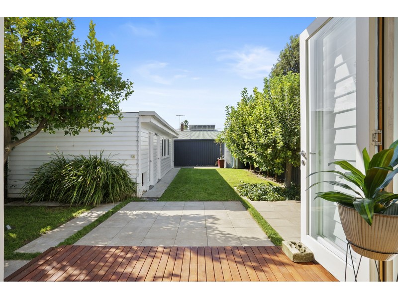 34 MAITLAND STREET, Geelong West VIC 3218