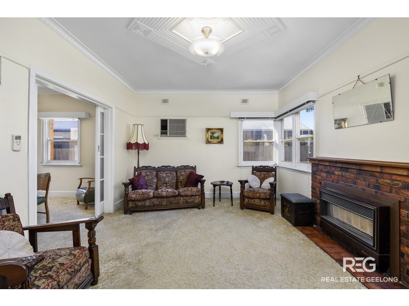 42 UPPER SKENE STREET, Newtown VIC 3220