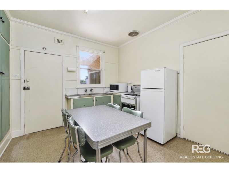 42 UPPER SKENE STREET, Newtown VIC 3220