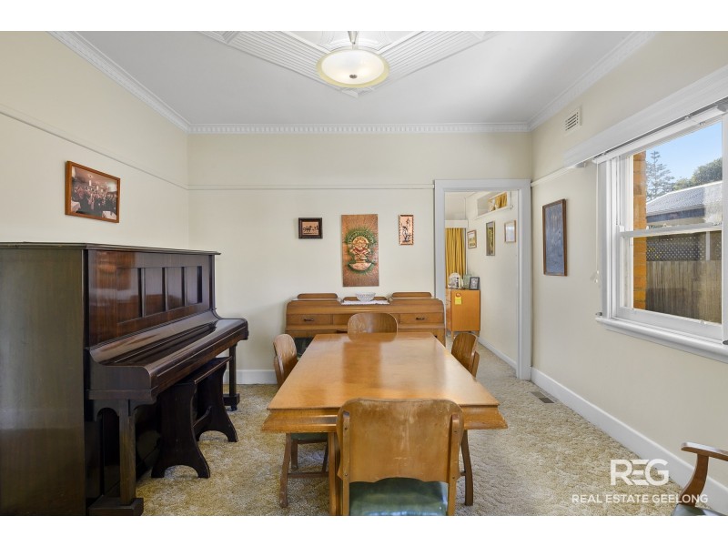 42 UPPER SKENE STREET, Newtown VIC 3220