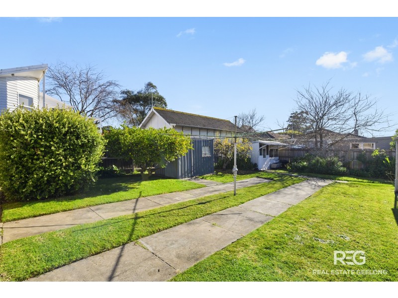 42 UPPER SKENE STREET, Newtown VIC 3220