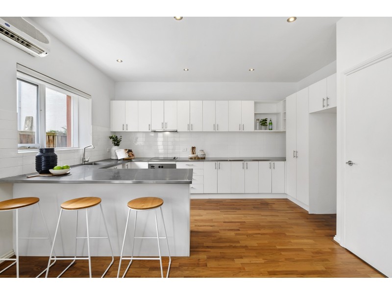 2/209 MELBOURNE ROAD, Rippleside VIC 3215