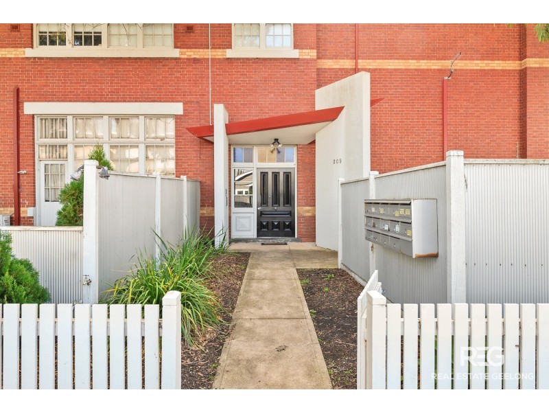 2/209 MELBOURNE ROAD, Rippleside VIC 3215