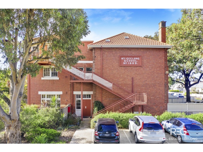 2/209 MELBOURNE ROAD, Rippleside VIC 3215