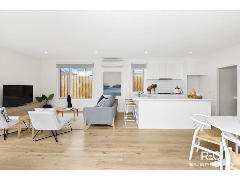 10 MCKEOWN LANE, Belmont VIC 3216