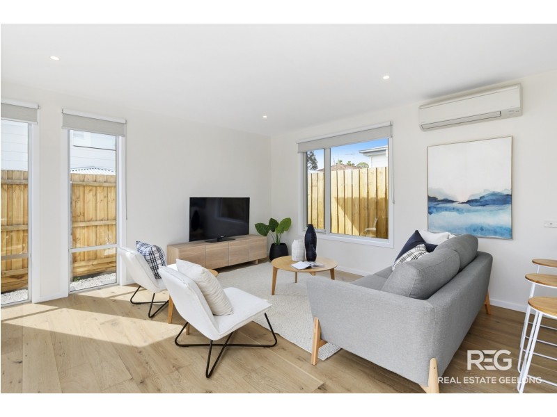 10 MCKEOWN LANE, Belmont VIC 3216